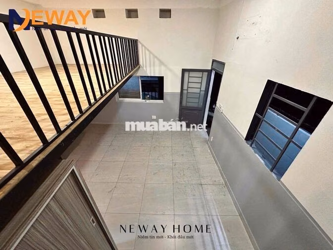 CĂN HỘ DUPLEX GÁC CAO 2M SẴN TỦ ĐỒ NGAY CẦU VƯỢT TỈNH LỘ 10