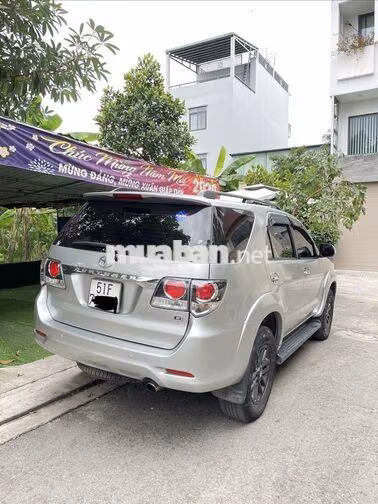 Toyota Fortuner 2.5G 2016 Số sàn Bạc