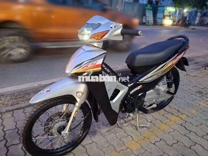 Honda Wave RS 110 2018 Bạc Zin