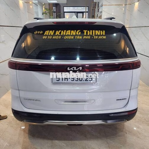 KIA CARNIVAL PREMIUM MÁY DẦU 8 CHỖ TỰ ĐỘNG
