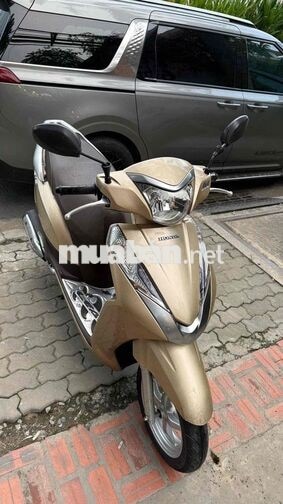 Honda Lead 2016