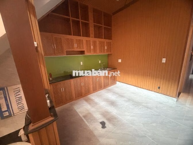 chính chủ nhà mới xây dựng cho thuê lâu dài hẽm ô tô