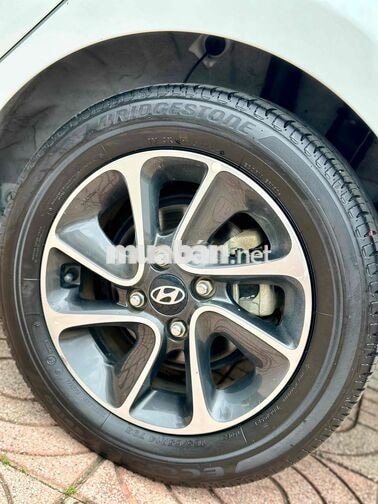 Hyundai i10 2020 Số tự động Trắng 51.000 km