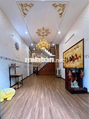 Nhà 5Tầng, 4x13, hxt 6m thông, ngay kề Tên Lửa, giá nhỉnh 5 tỷ ( TL )