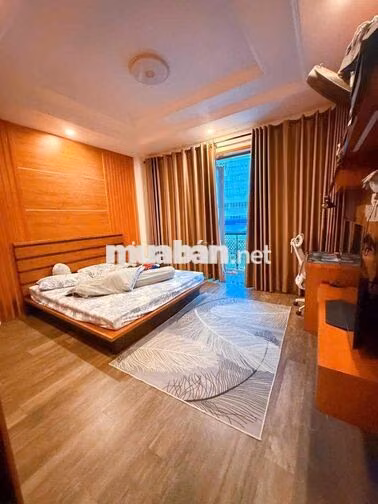 CHO THUÊ NHÀ MỚI 14 PHÒNG FULL NỘI THẤT- THANG MÁY- 120 Triệu