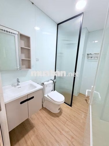 1 PHÒNG NGỦ BAN CÔNG QUẬN 3 SÁT BV TỪ DŨ CÓ MÁY GIẶT RIÊNG SIÊU THOÁNG