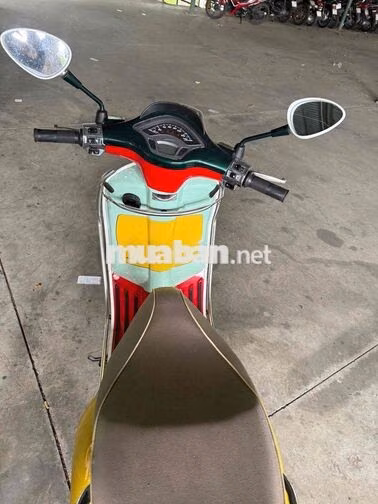 Piaggio Vespa Sprint 150cc Vàng, đỏ, xanh 3700km