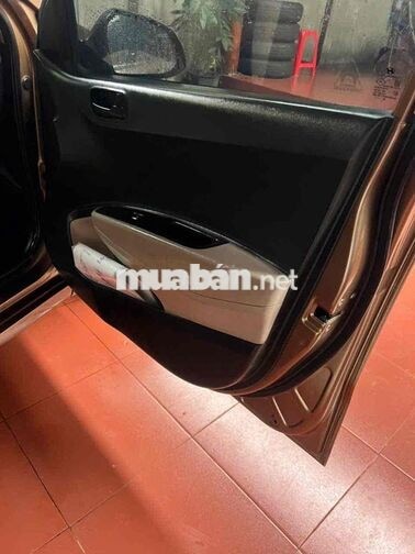 Hyundai Grand i10 2015 Số sàn Nâu