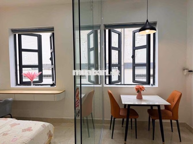 CHO THUÊ CĂN HỘ 1 PN MỚI 100% TÁCH BẾP FULL NỘI THẤT