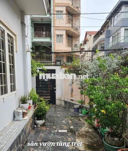 Cho thuê villa góc 2MT HXH Cư Xá Nguyễn Trung Trực  P Hoà Hưng Q10.