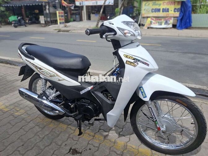 Honda Wave @ 110 2021 Trắng Đã sử dụng