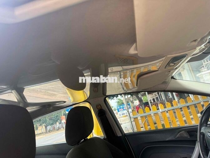 Ford Fiesta 2012 Số tự động Xám