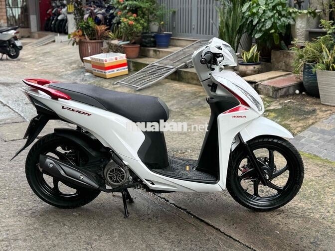 Vision 2016 Trắng ( nợ xấu 12 củ )