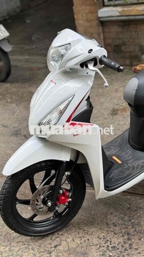 Vision 2016 Trắng ( nợ xấu 12 củ )