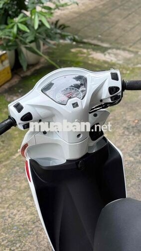Vision 2016 Trắng ( nợ xấu 12 củ )