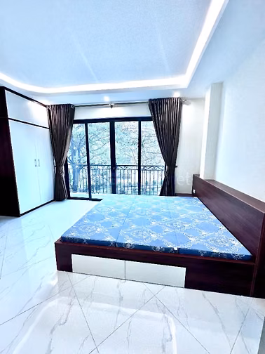 Bán nhà 5 tầng có thang máy số 10 ngõ 39/11 Đường đông ngạc
