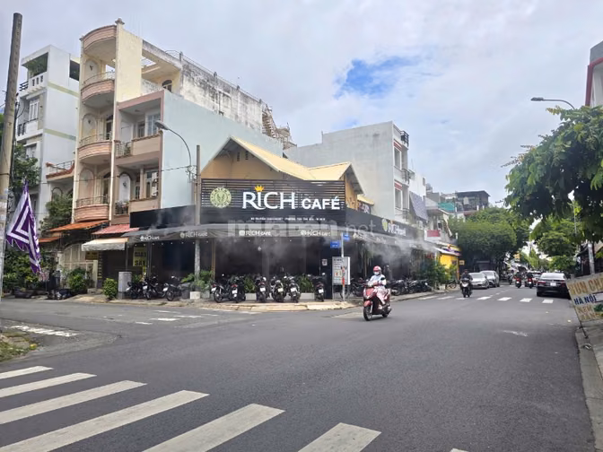 Siêu Phẩm GÓC 2MT Nguyễn Xuân Khoát- DT 16.5x9m- 1 Lầu-VỊ TRÍ ĐẸP