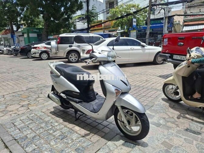 Honda Lead fi nguyện gin