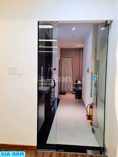 BÁN NHÀ MẶT TIỀN KINH DOANH : ĐƯỜNG NGUYỄN VĂN THƯƠNG - P. 25 - Q. BT