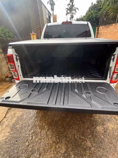 Ford Ranger XLS MT 1 cầu Trắng Số sàn