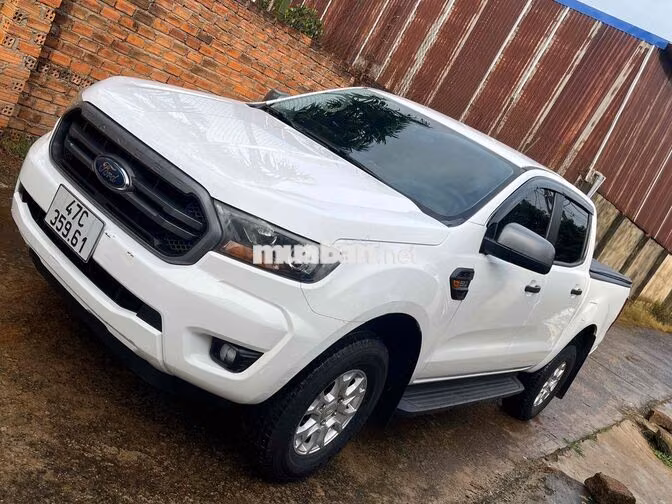 Ford Ranger XLS MT 1 cầu Trắng Số sàn