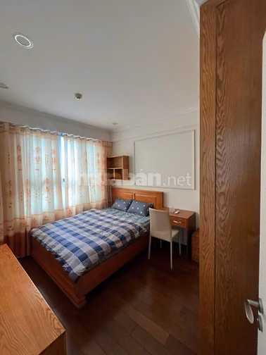 CHÍNH CHỦ BÁN GẤP CĂN Vinhomes D'capital 3PN+2WC, diện tích 90m2,