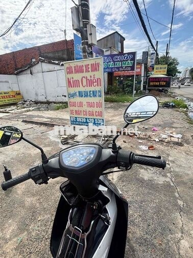 Yamaha Sirius Đen, Trắng, Đỏ