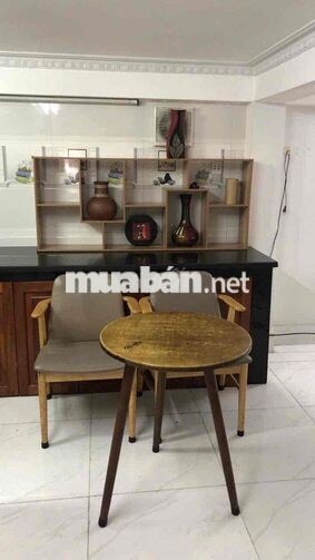 Cho thuê mặt bằng kinh doanh 2 mặt tiền có lững.