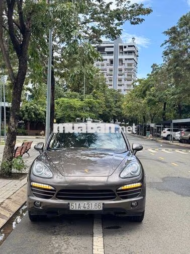 Porsche Cayenne 2013 chính chủ đang đi