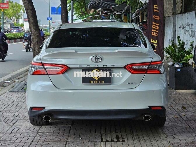 Toyota Camry 2.5Q 2020 Trắng/Kem 51.000 km