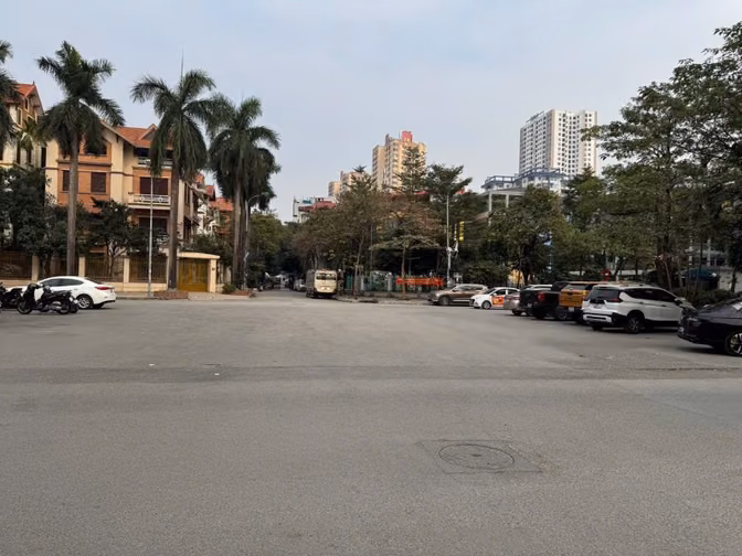 Bán nhà KĐT Đại Kim (Nguyễn Công Thái) DT 53m2, nhà 5 tầng, Giá 30 Tỷ