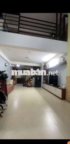 NHÀ CHO THUÊ Ngay Chợ Tân Hương, 4x12m, 5 Tầng, .  