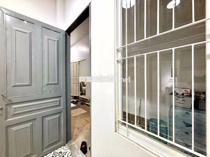 Phòng Duplex Full Nội Thất Kế Bên Tôn Đức Thắng ĐH Mở OU và TNMT RMIT