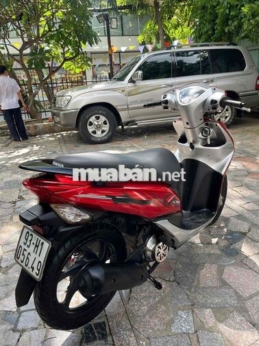 Vision 2012 zin êm trả trc 7tr5 nhận xe bao nợ xau