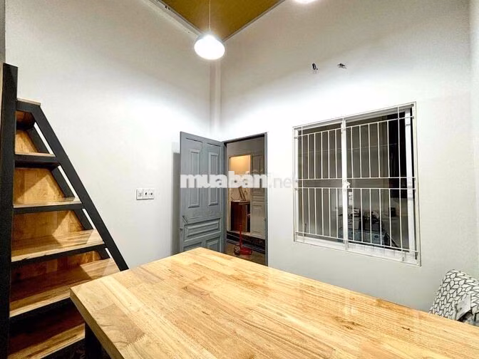 Phòng Duplex Full Nội Thất Kế Bên Tôn Đức Thắng ĐH Mở OU và TNMT RMIT