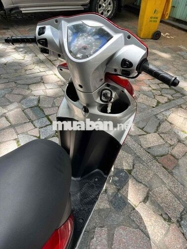 Vision 2012 zin êm trả trc 7tr5 nhận xe bao nợ xau