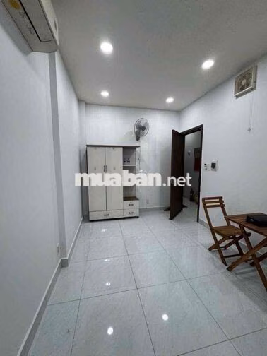 🏠 CHO THUÊ PHÒNG TRỌ FULL NỘI THẤT – TRUNG TÂM QUẬN 1 (ĐƯỜNG TRẦN KHẮC