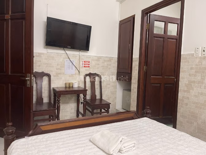 Cho thuê khách sạn 26 phòng mặt tiền Nguyễn Thái Bình P12 Q.Tân Bình