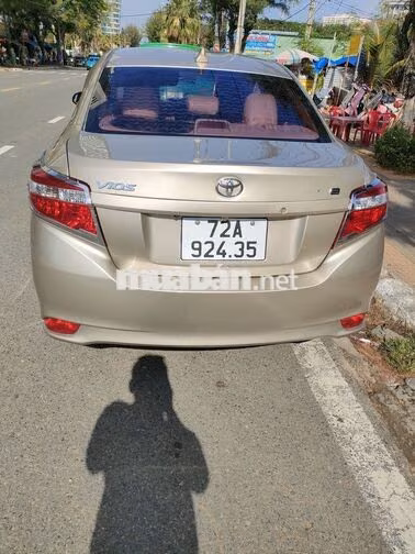 Toyota Vios E 2018 Vàng cát 5 chỗ