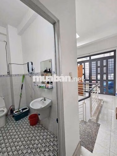 bán nhà mặt tiền đường Quốc lộ 50 