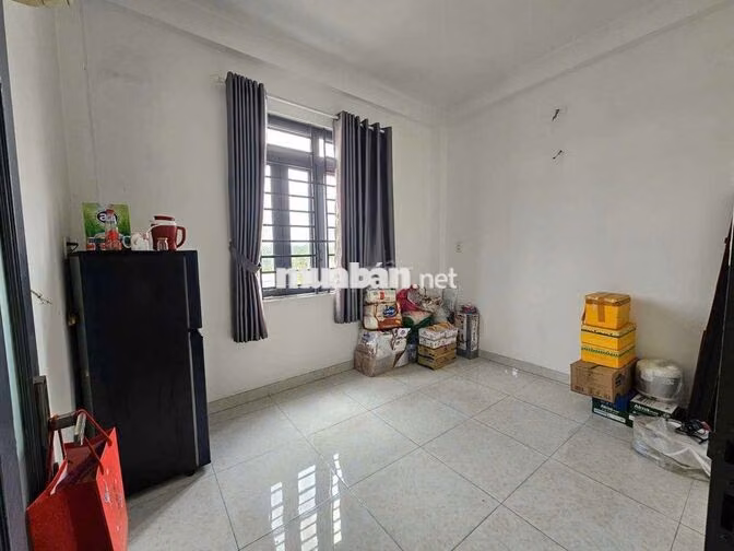 bán nhà mặt tiền đường Quốc lộ 50 