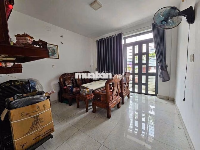 bán nhà mặt tiền đường Quốc lộ 50 