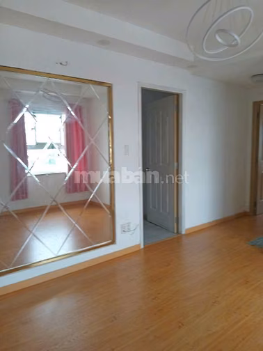 Cho thuê chung cư Nhiêu Tứ, Cầu Kiệu - 68m2, 2PN giá thuê 9tr/tháng