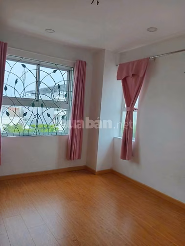 Cho thuê chung cư Nhiêu Tứ, Cầu Kiệu - 68m2, 2PN giá thuê 9tr/tháng