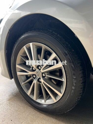 Toyota Altis 1.8G 2015 Bạc 87.000 km quá mới luôn