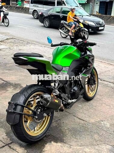 Kawasaki Z300 Xanh lá, Đen