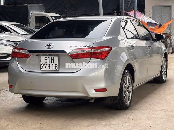 Toyota Altis 1.8G 2015 Bạc 87.000 km quá mới luôn