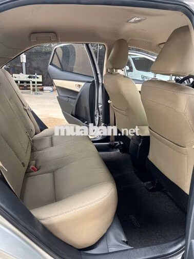 Toyota Altis 1.8G 2015 Bạc 87.000 km quá mới luôn