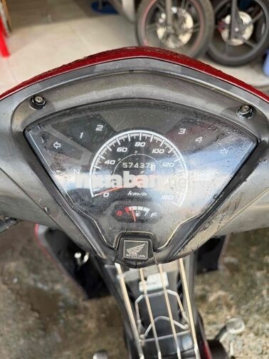 Honda Wave RSX 2015 máy bao zin êm.xe mộc chất ạ