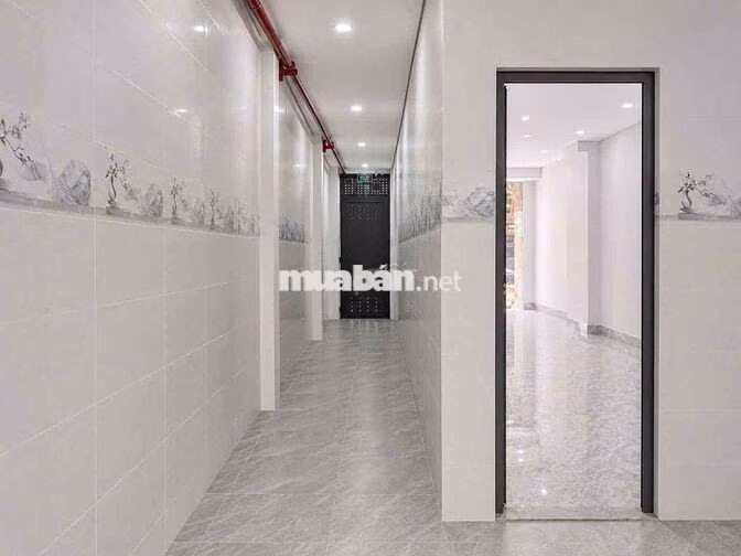 CHÍNH CHỦ MẶT BẰNG CHO THUÊ TỰ DO KINH DOANH RỘNG 40m2-ĐÔNG NG QUA LẠI